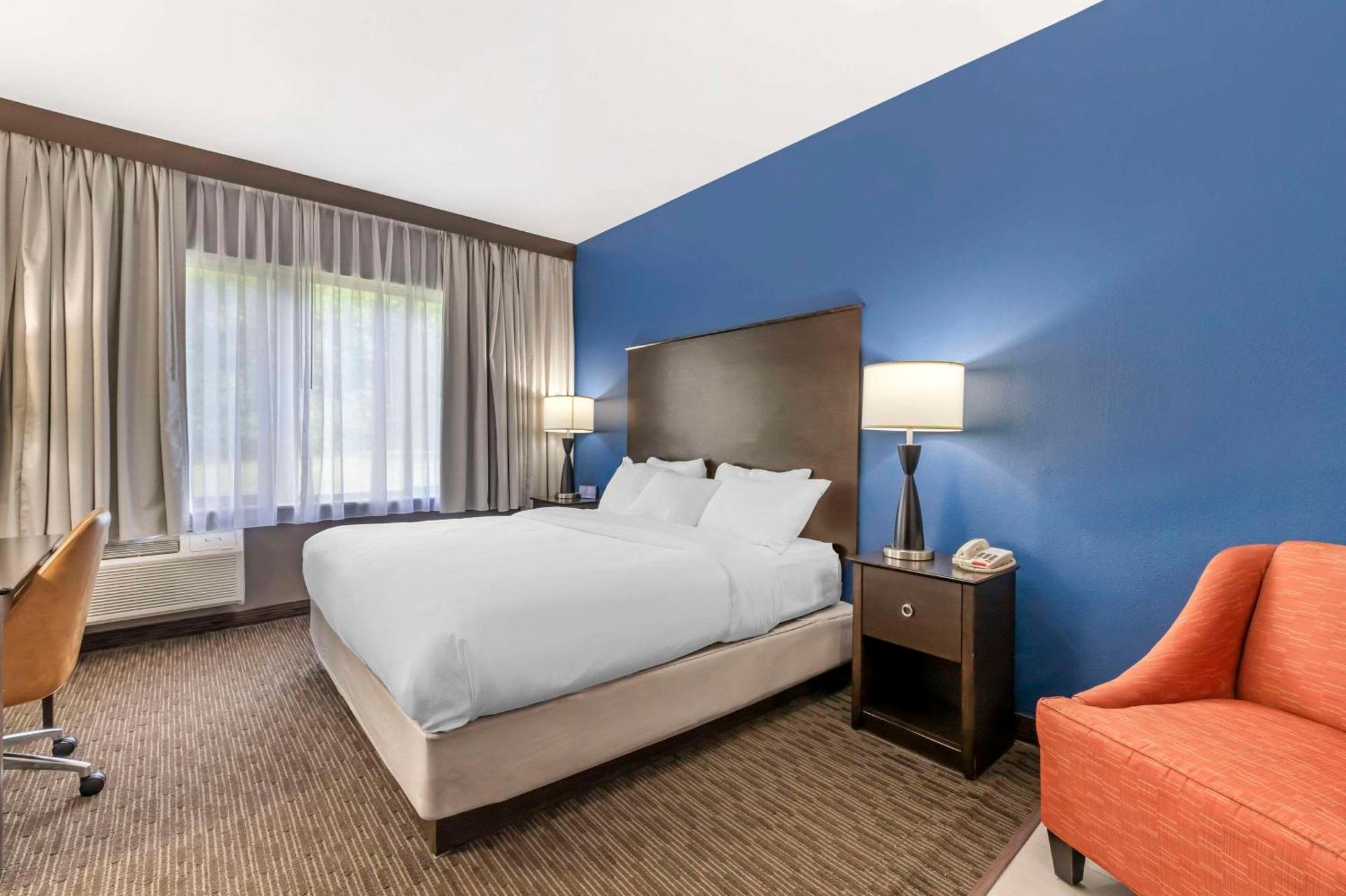 Comfort Inn & Suites New Lisbon Esterno foto
